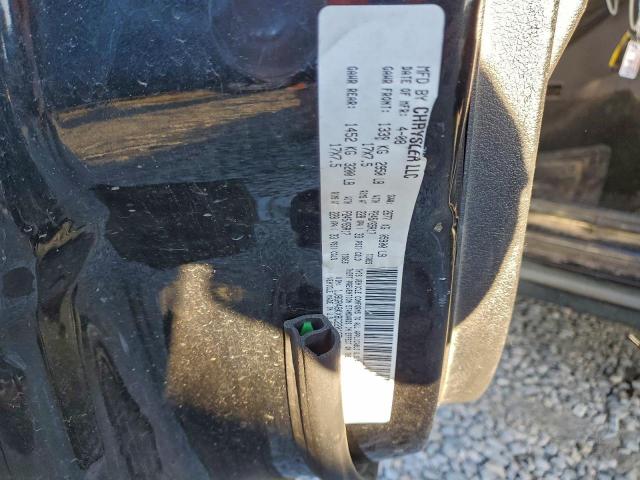 Jeep Grand Cherokee Laredo Image 2