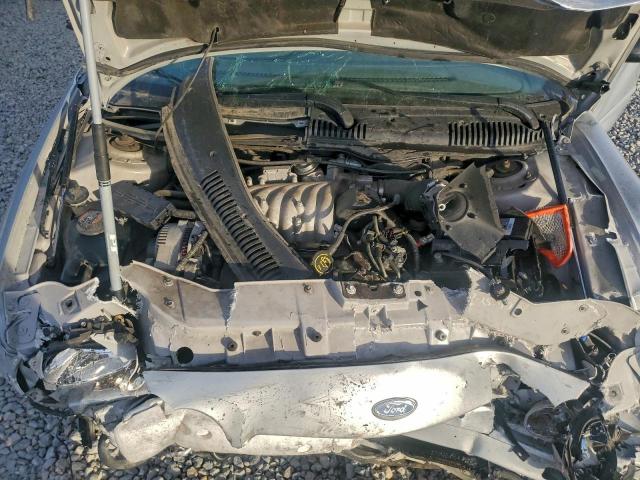 Ford Taurus G Image 6