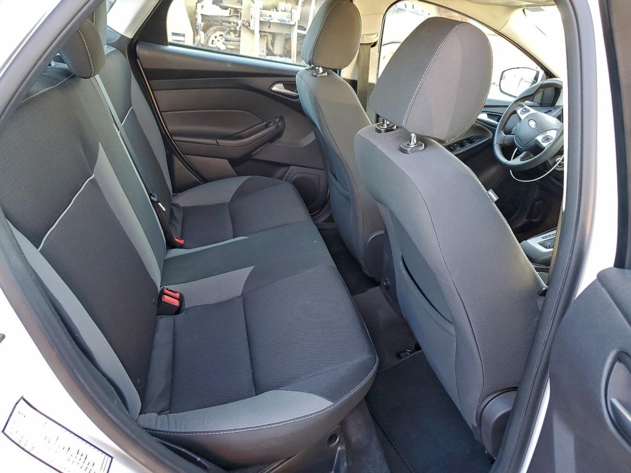 Ford Focus Se Image 3