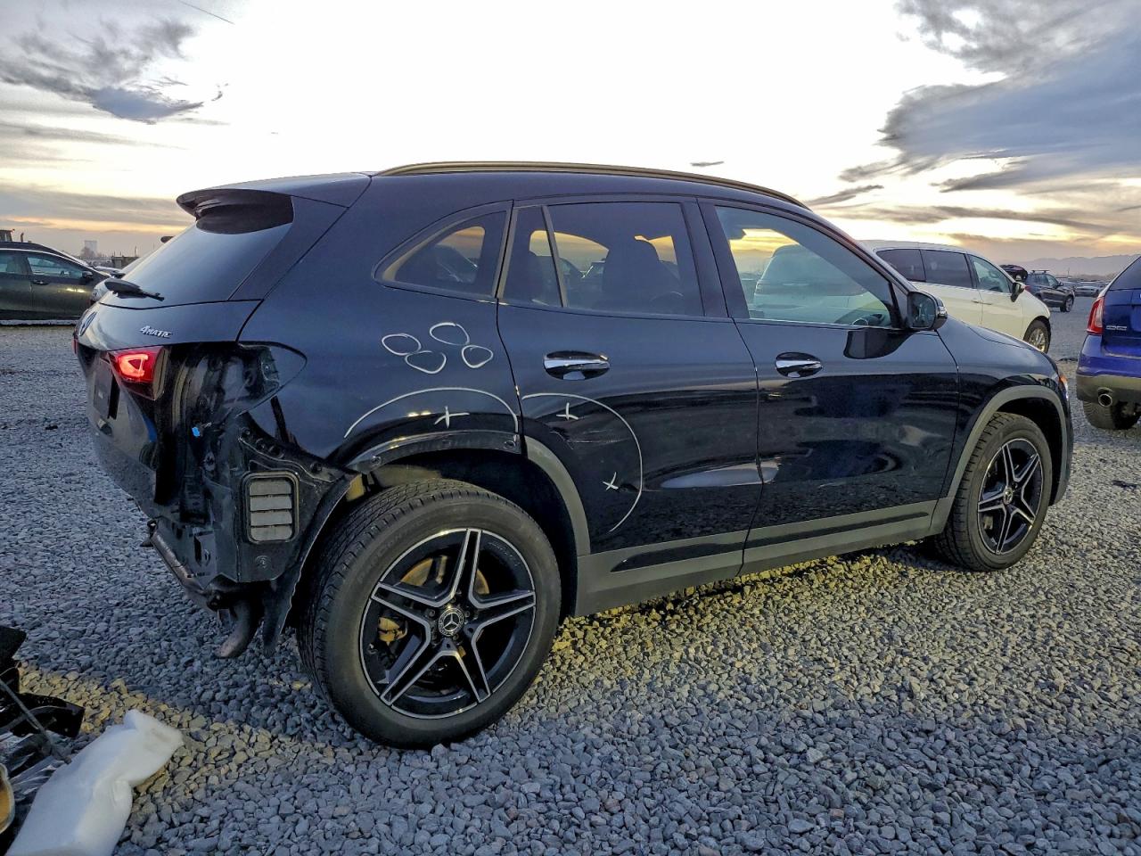 Mercedes-Benz GLA 250 4matic Image 6