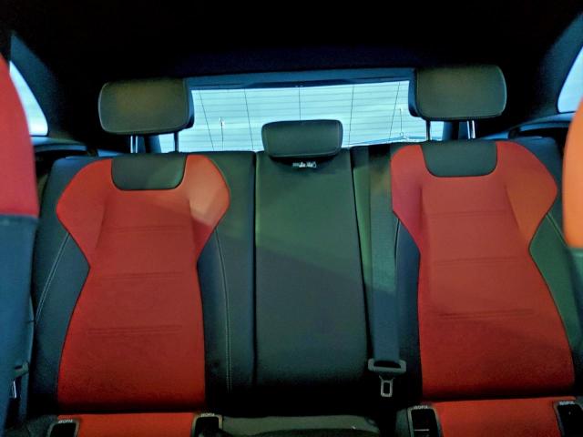 Mercedes-Benz GLA 250 4matic Image 8