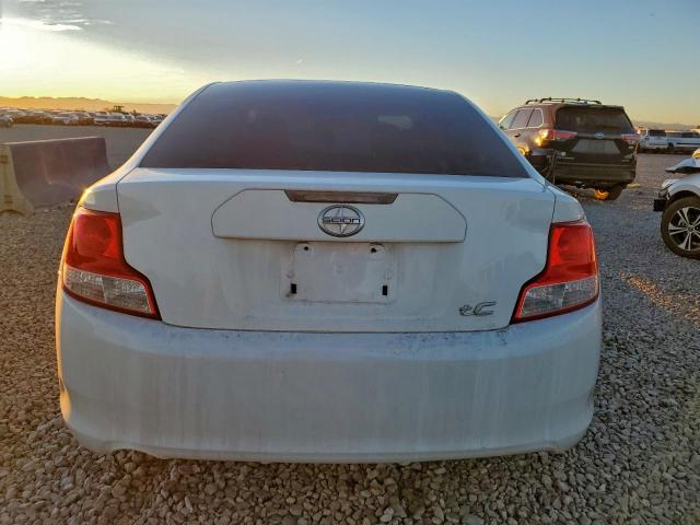 Toyota Scion Image 5