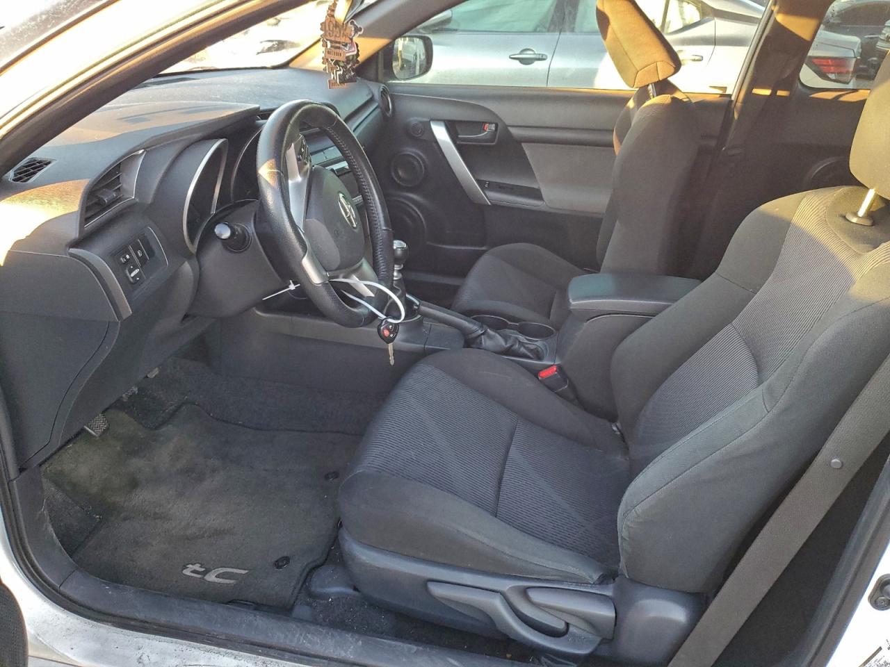 Toyota Scion Image 4