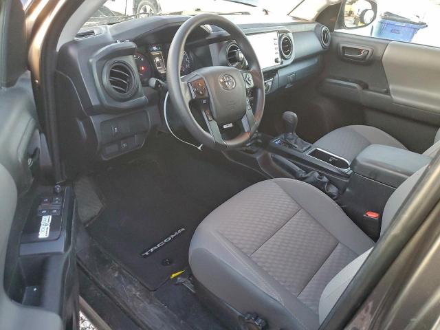 Toyota Tacoma Access Cab Image 3