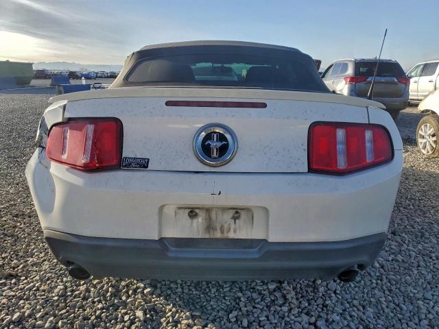 Ford Mustang Image 4