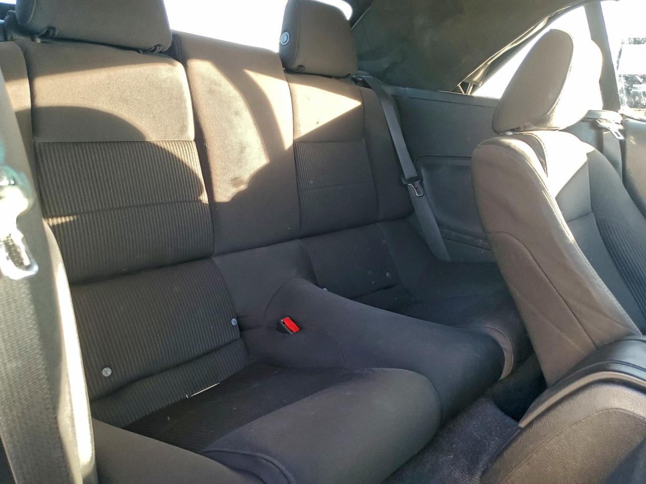 Ford Mustang Image 12