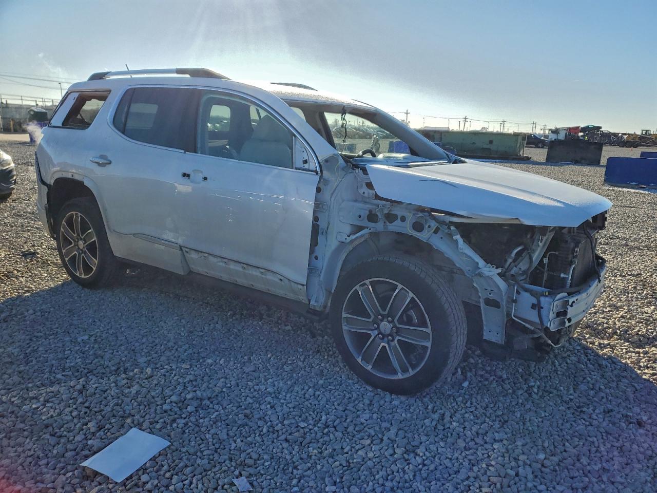 GMC Acadia Denali Image 4