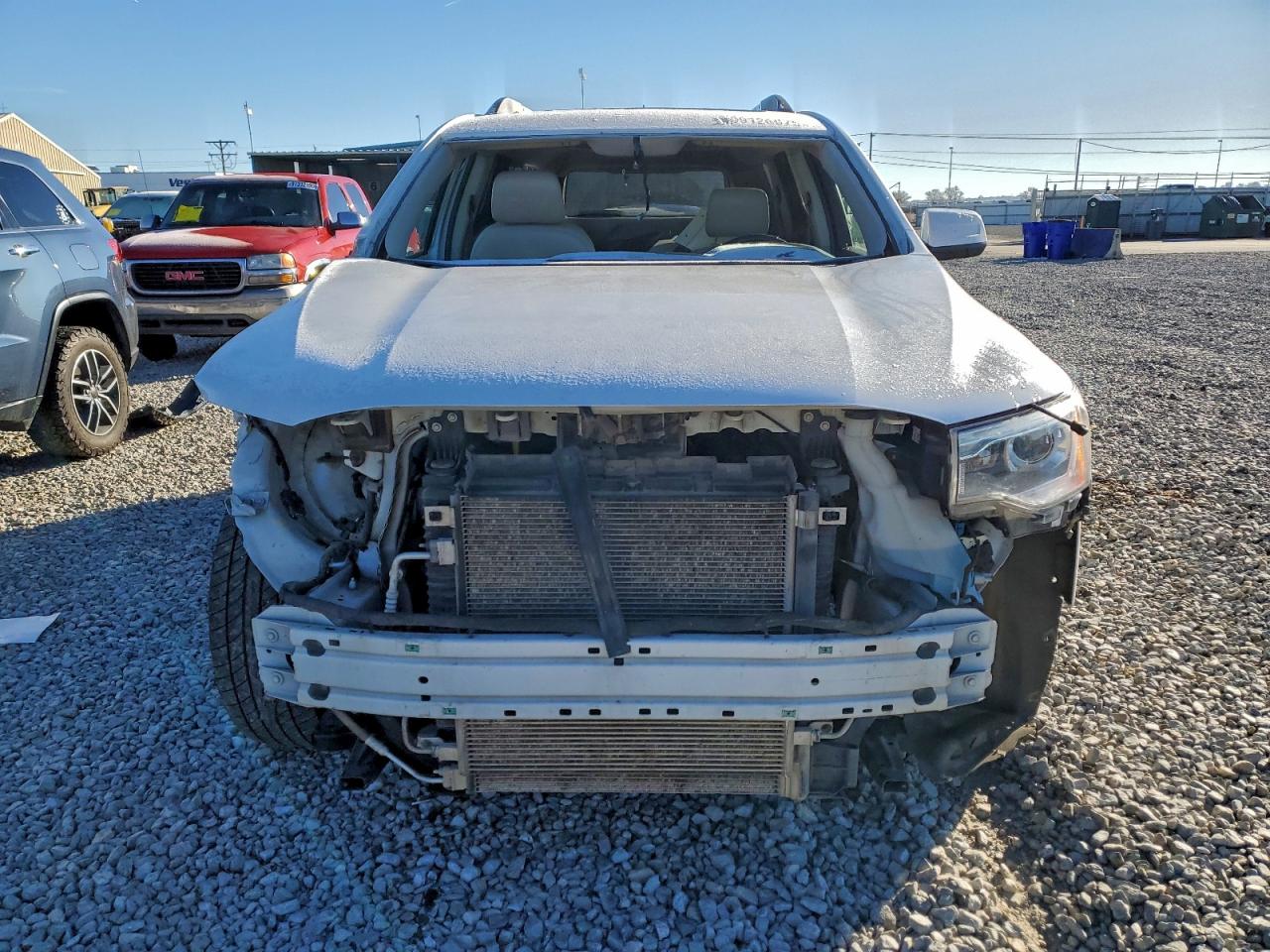 GMC Acadia Denali Image 7