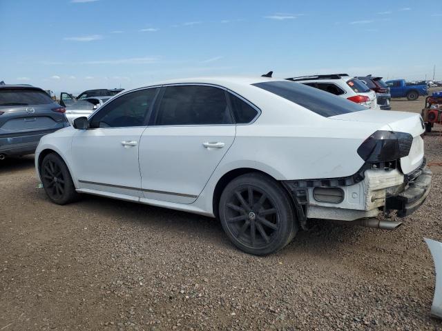 Volkswagen Passat Sel Image 4