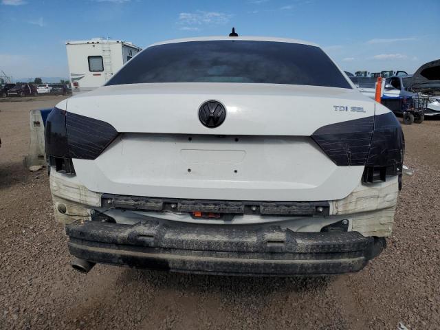 Volkswagen Passat Sel Image 13