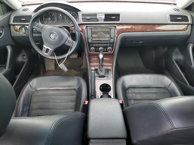 Volkswagen Passat Sel Image 8