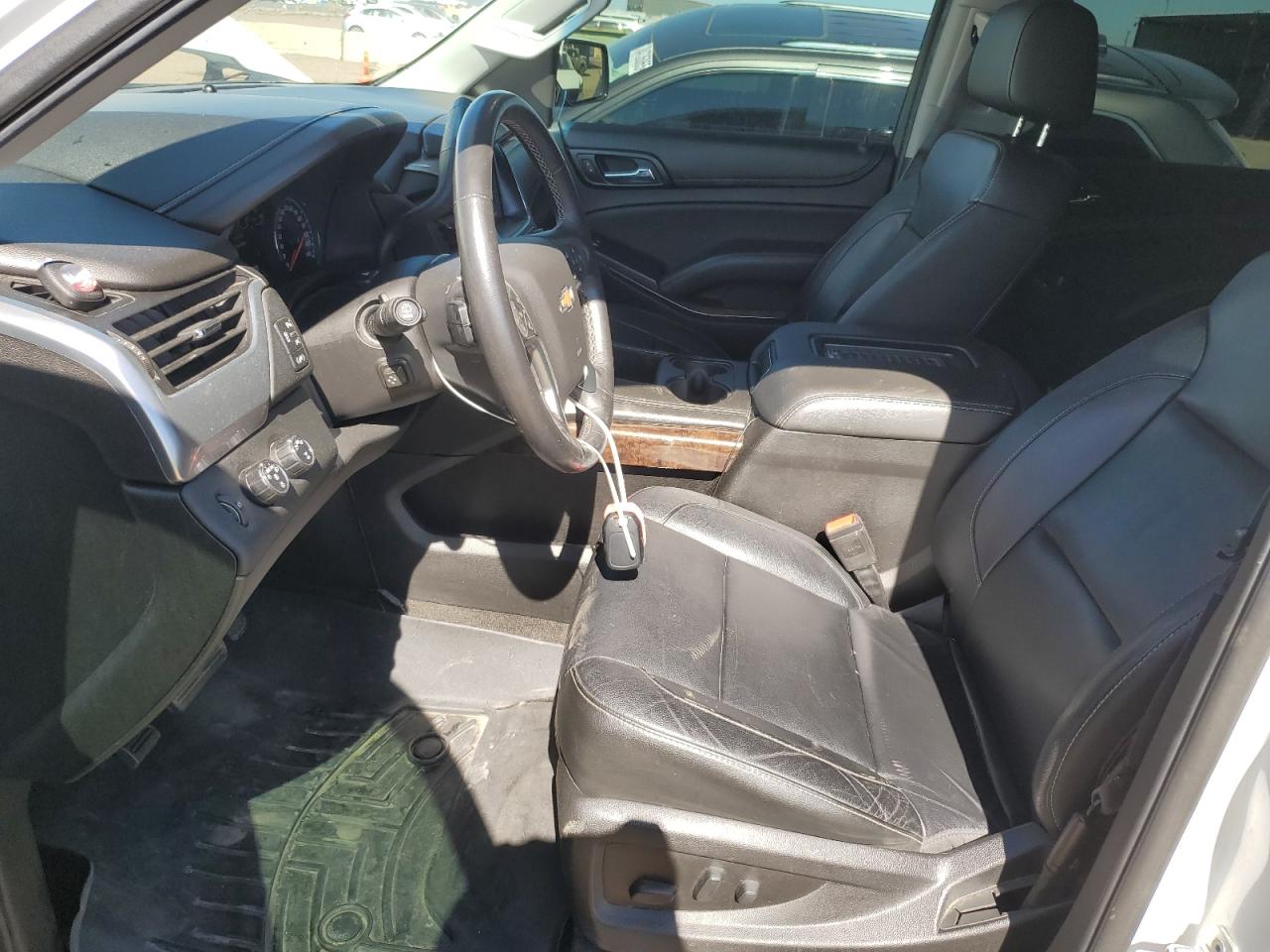 Chevrolet Suburban K1500 Lt Image 5