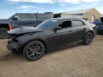  Salvage Chrysler 300