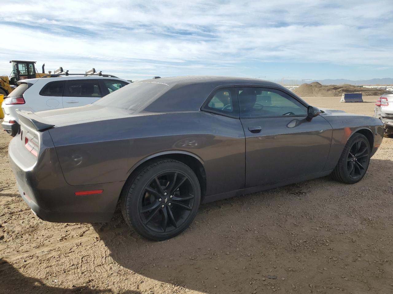 Dodge Challenger Sxt Image 4