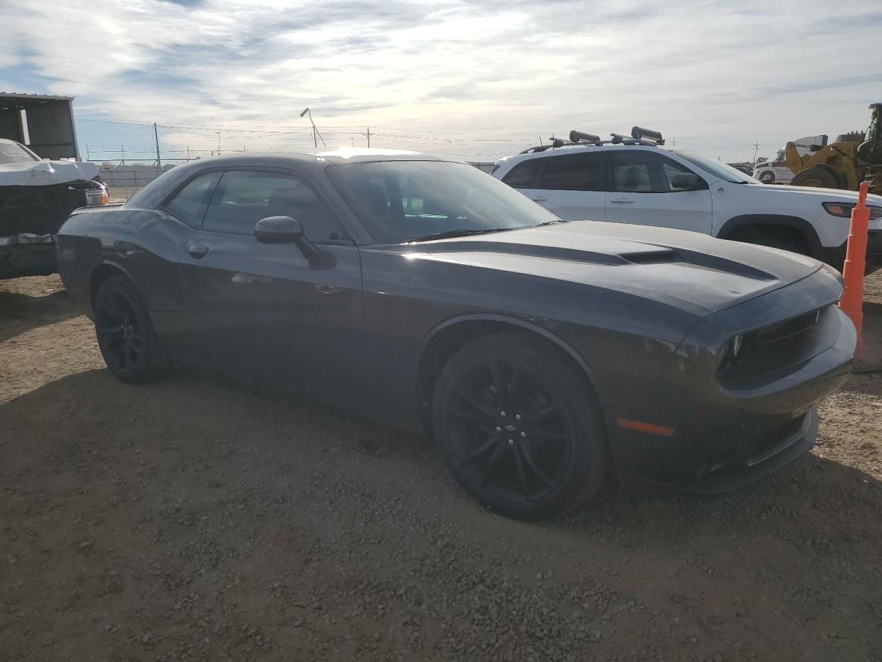 Dodge Challenger Sxt Image 6