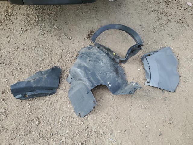 Ford Explorer Limited Image 13