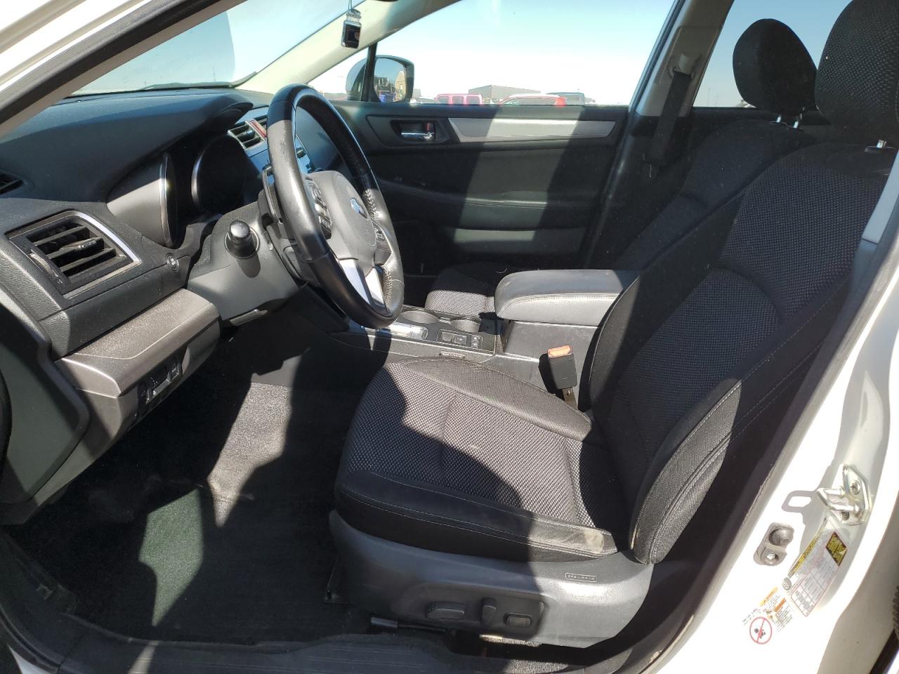 Subaru Outback 2.5i Premium Image 9