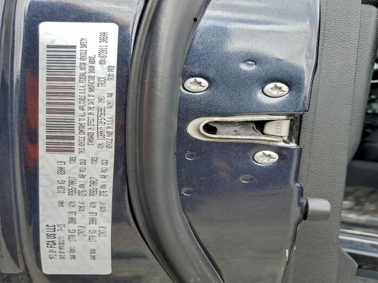 Ram 1500 St Image 11