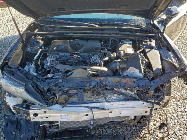 Toyota Camry Le Image 4