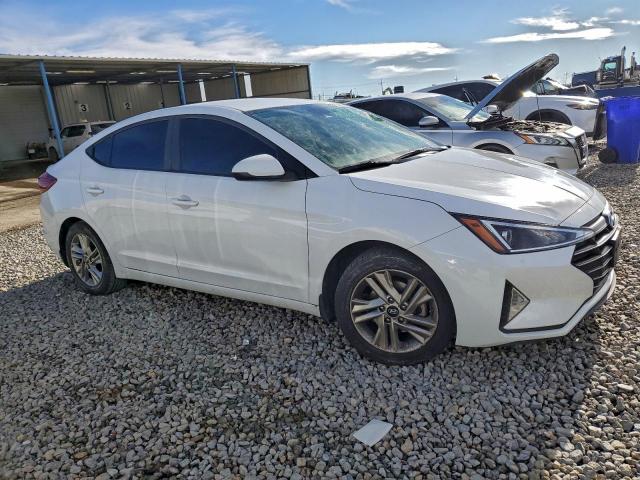 Hyundai ELANTRA Sel Image 9