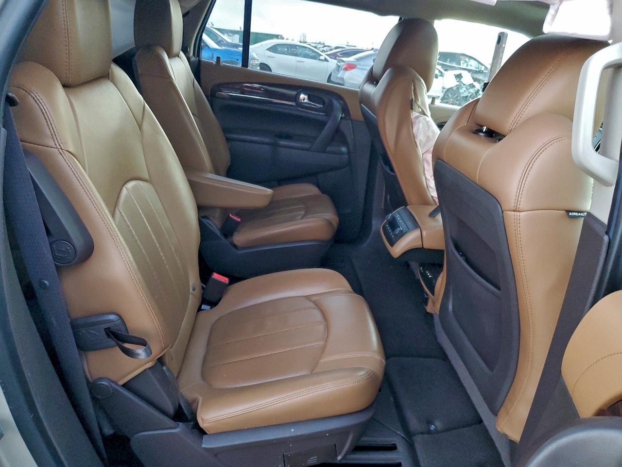 Buick Enclave Image 7