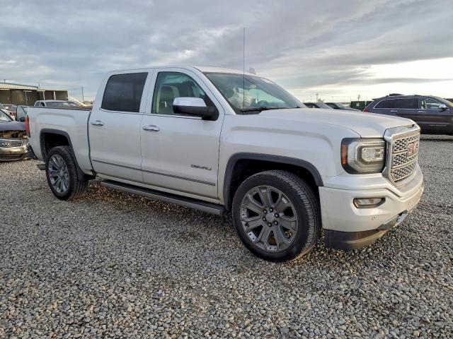 GMC Sierra K1500 Denali Image 10
