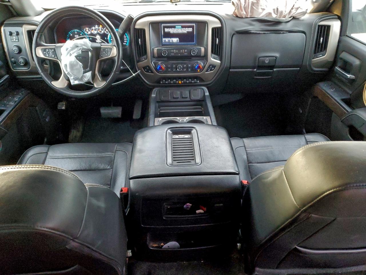 GMC Sierra K1500 Denali Image 12