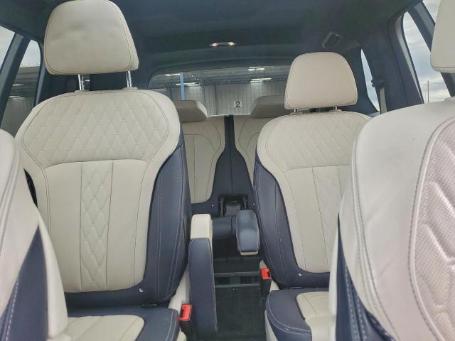 BMW X Series Xdrive40i Image 13