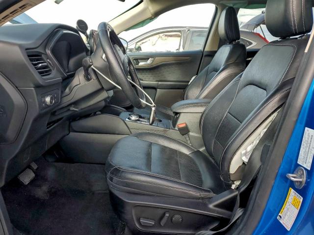 Ford Escape Titanium Image 9