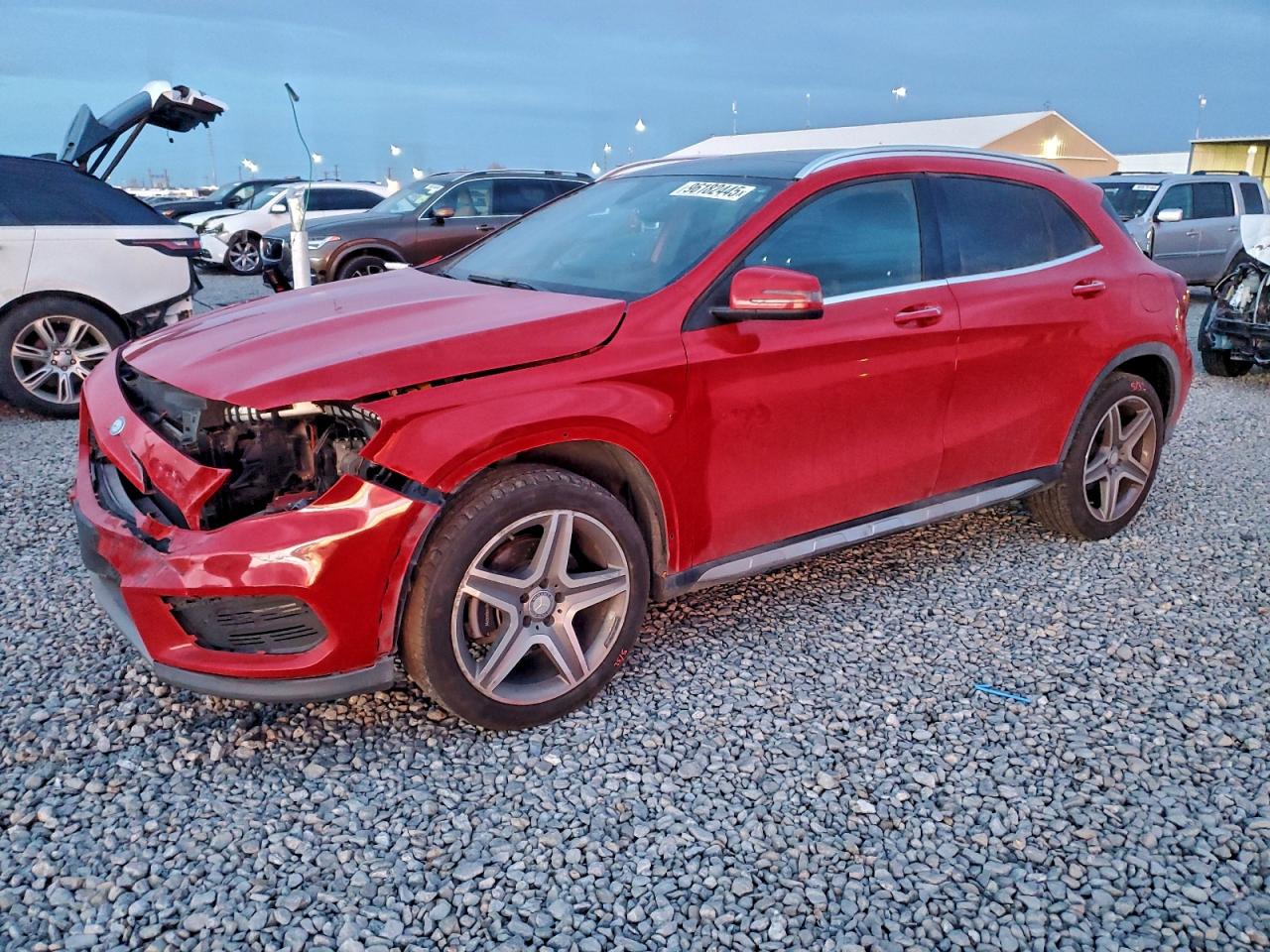 Mercedes-Benz GLA 250 4matic Image 1