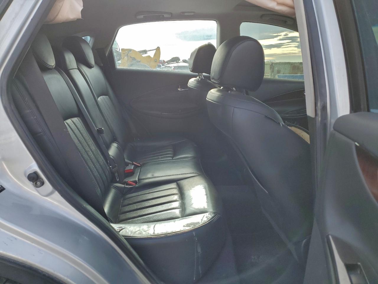 INFINITI Qx Image 10