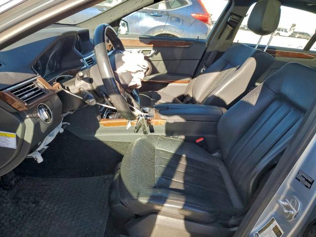 Mercedes-Benz E-Class 550 4matic Image 8