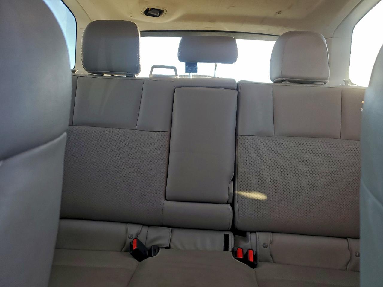 Subaru Forester 2.5i Touring Image 8