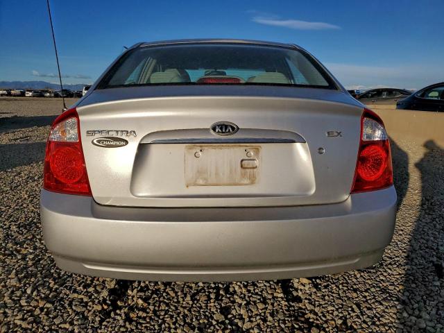 Kia Spectra Lx Image 6