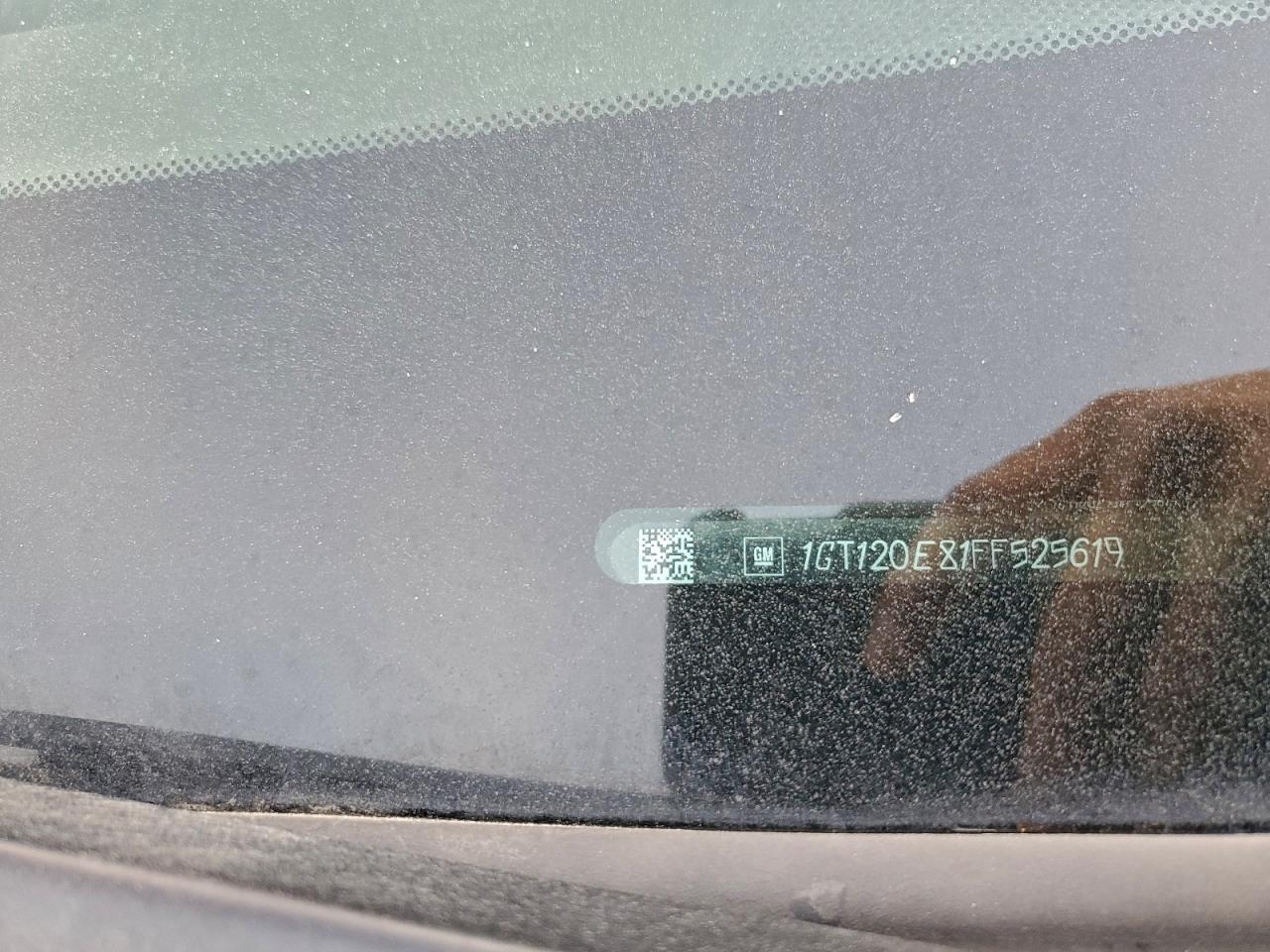 GMC Sierra K2500 Denali Image 9