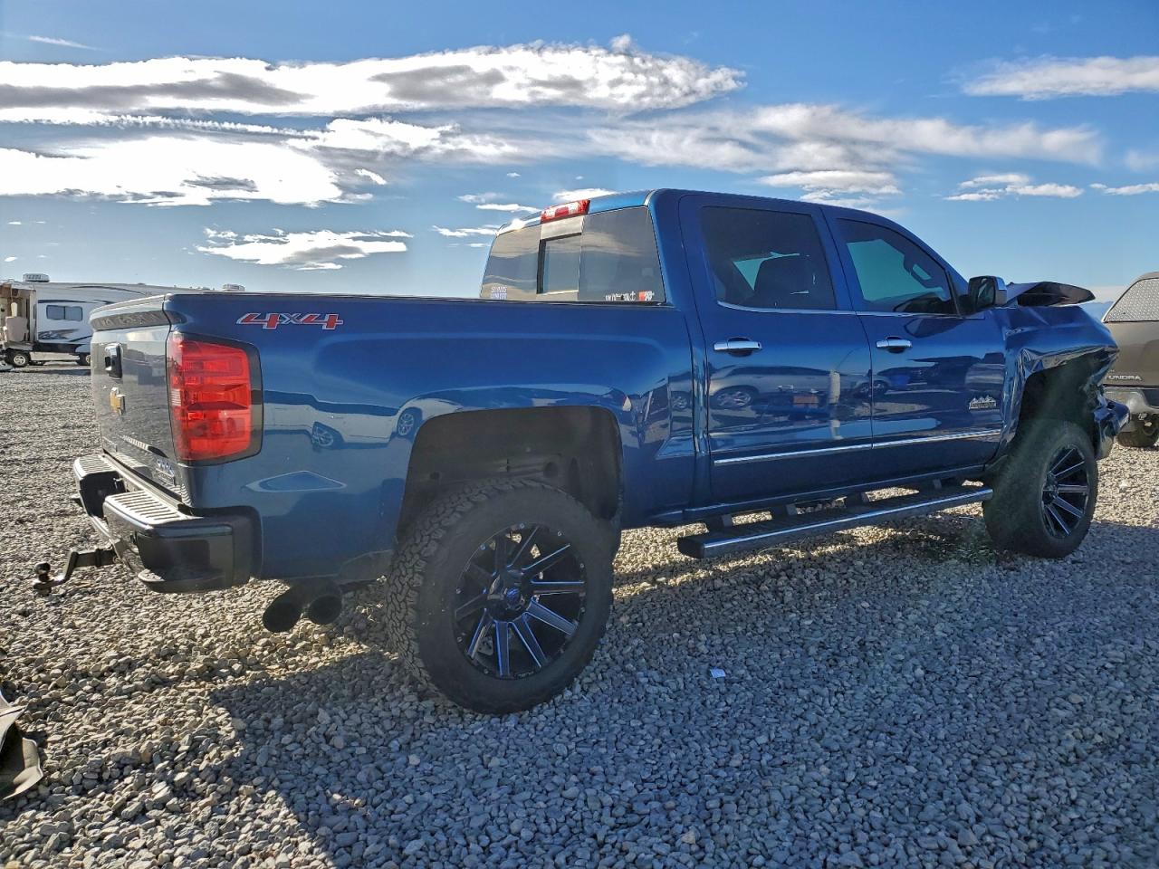 Chevrolet Silverado K1500 High Country Image 5