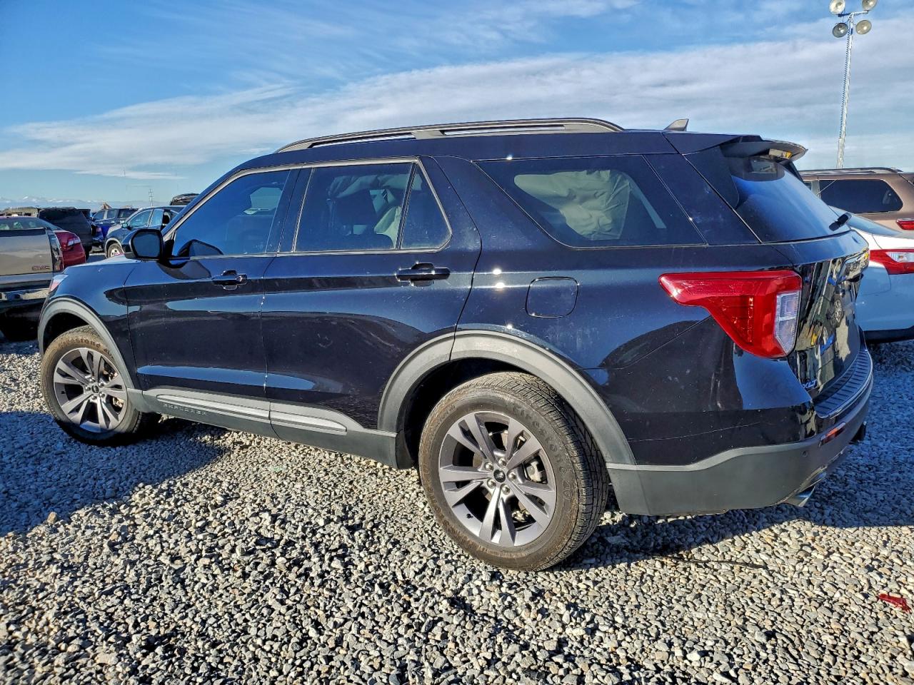 Ford Explorer Xlt Image 5