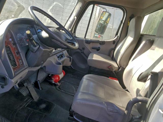 Freightliner M2 106 Medium Duty Image 10