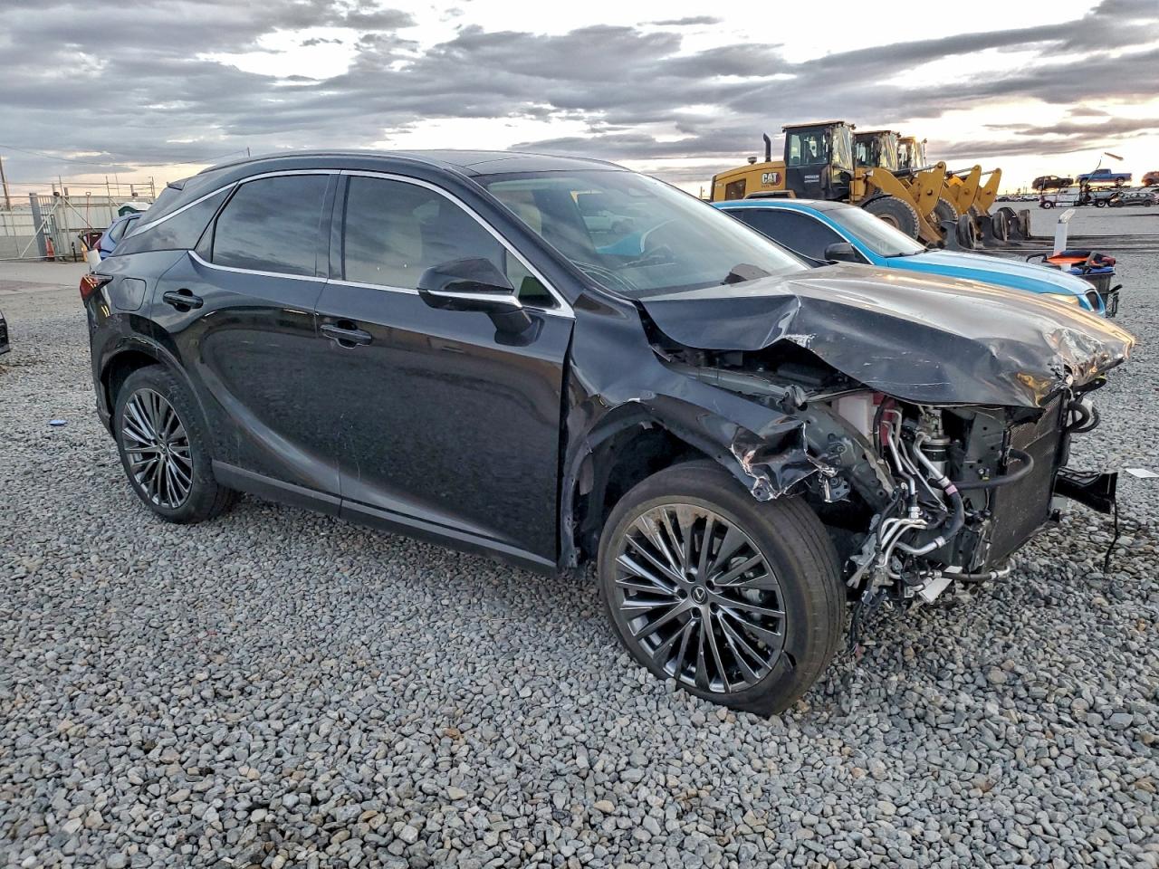 Lexus RX 450h+ Luxury Image 12