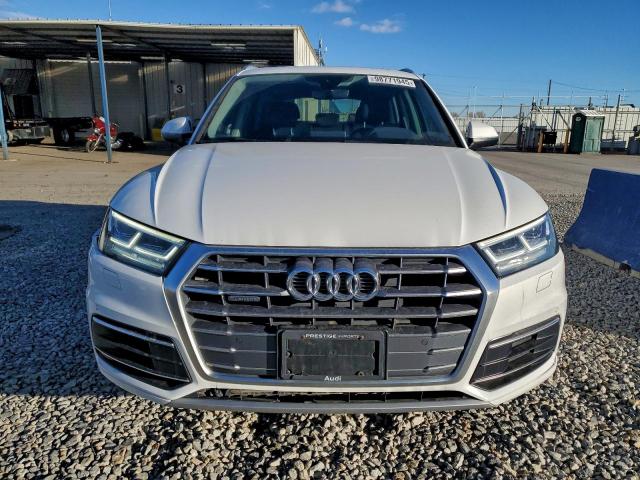 Audi Q5 Premium Plus Image 3