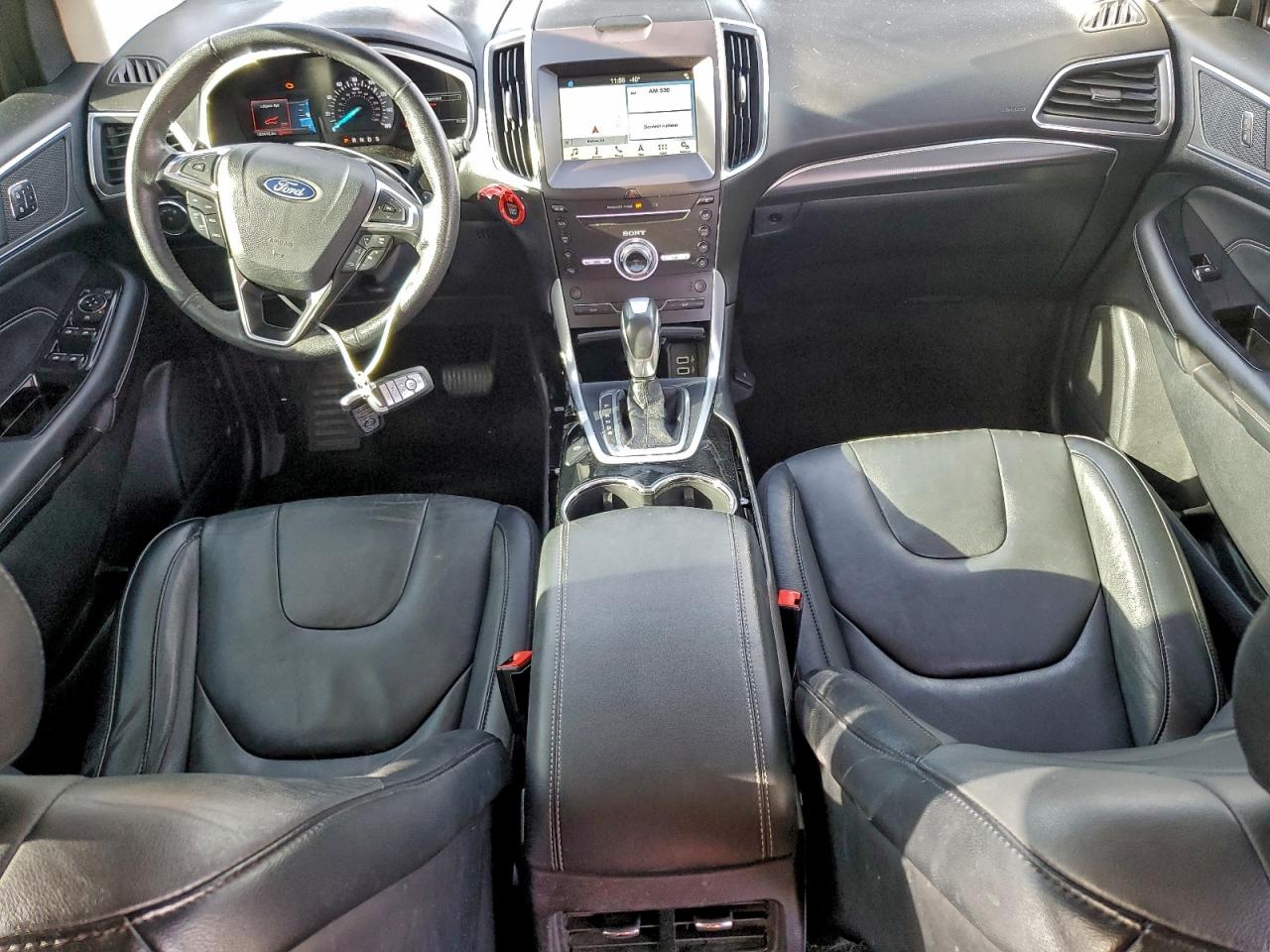 Ford Edge Titanium Image 4