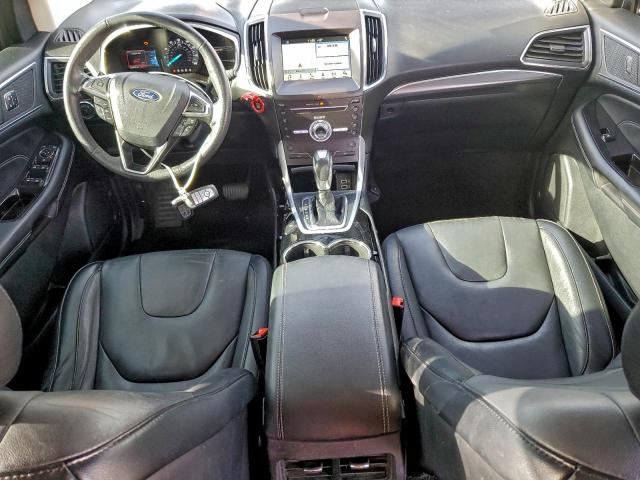Ford Edge Titanium Image 4