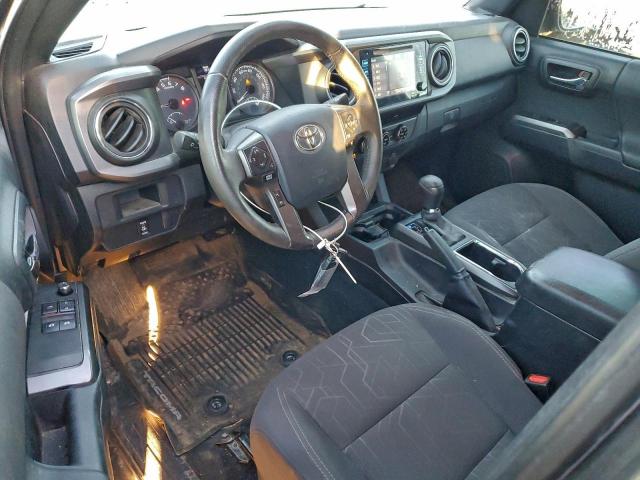 Toyota Tacoma Access Cab Image 11