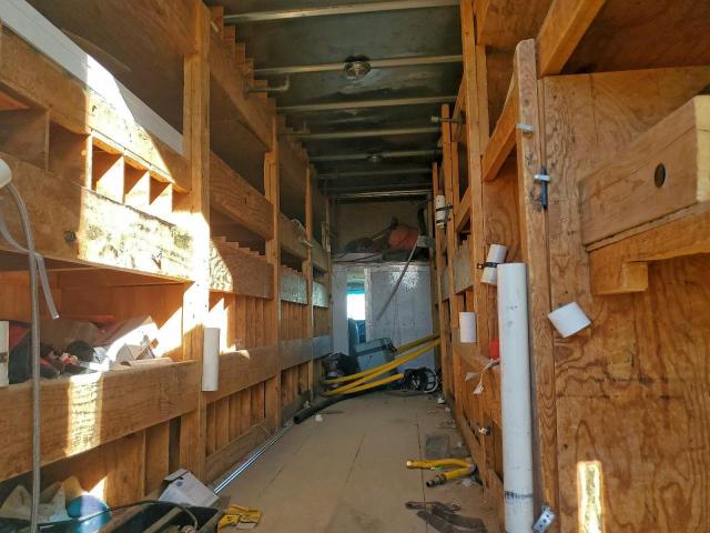 Ford Econoline E450 Super Duty Cutaway Van Image 2