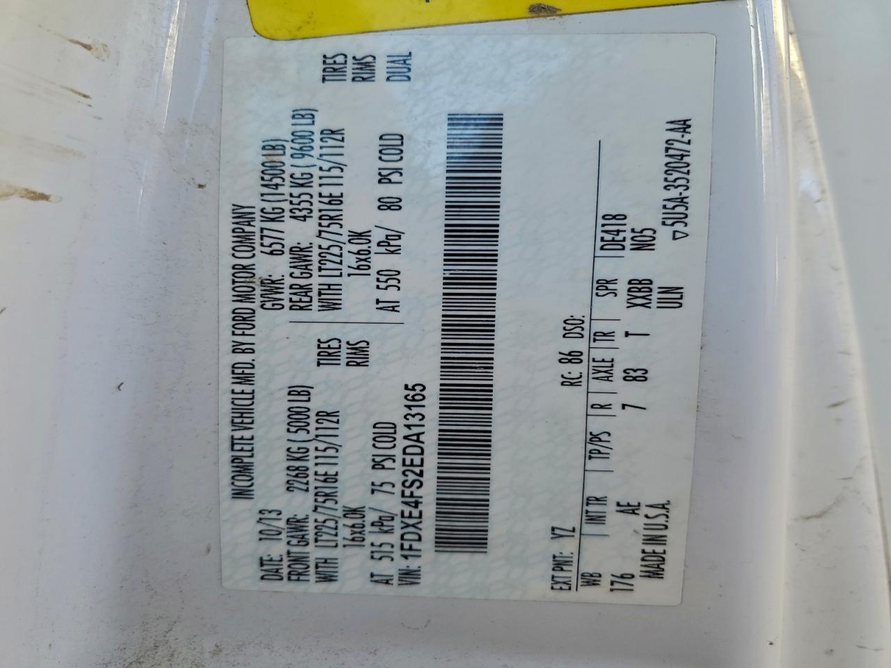 Ford Econoline E450 Super Duty Cutaway Van Image 5