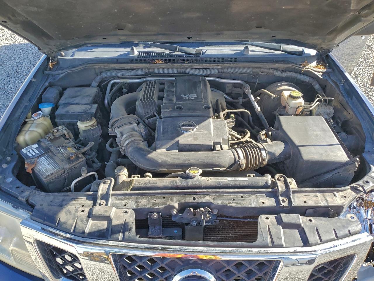 Nissan Frontier Sv Image 8