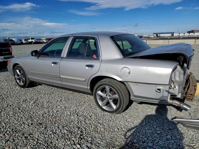 Ford Crown Vic Police Interceptor Image 5