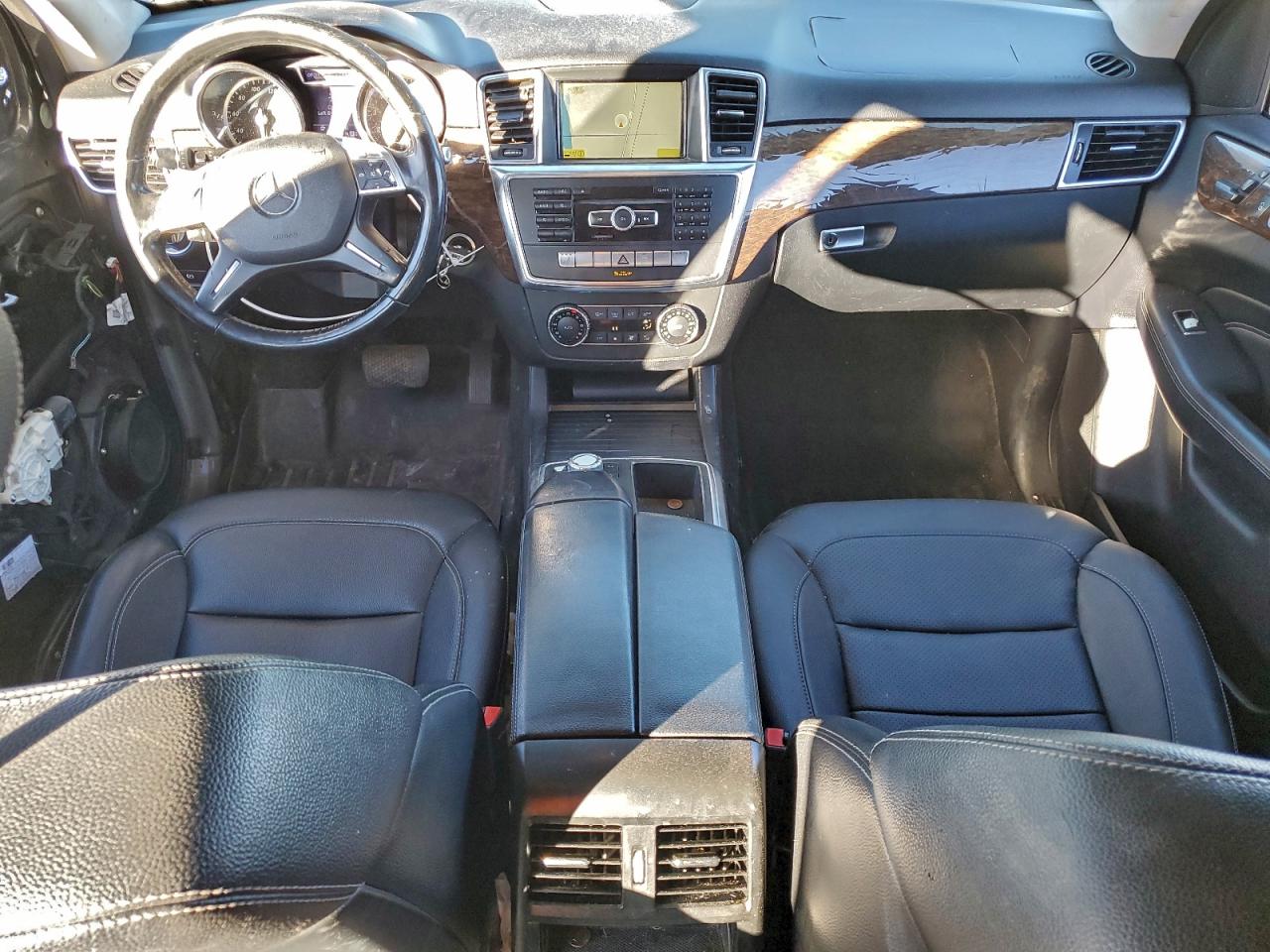 Mercedes-Benz M-Class 350 4matic Image 11