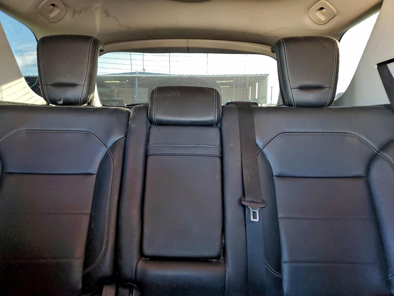 Mercedes-Benz M-Class 350 4matic Image 2