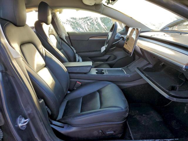 Tesla Model 3 Image 2